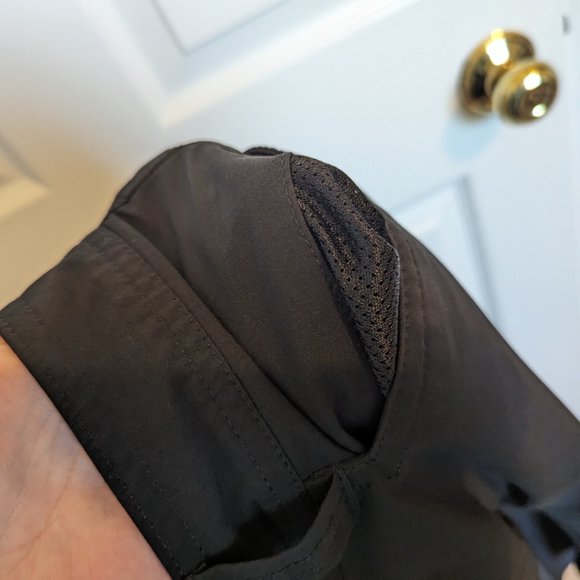 Eddie Bauer SkOrt | Black | 8 | Travel / Golf / Front & Back POCKETS | EUC - Picture 7 of 7